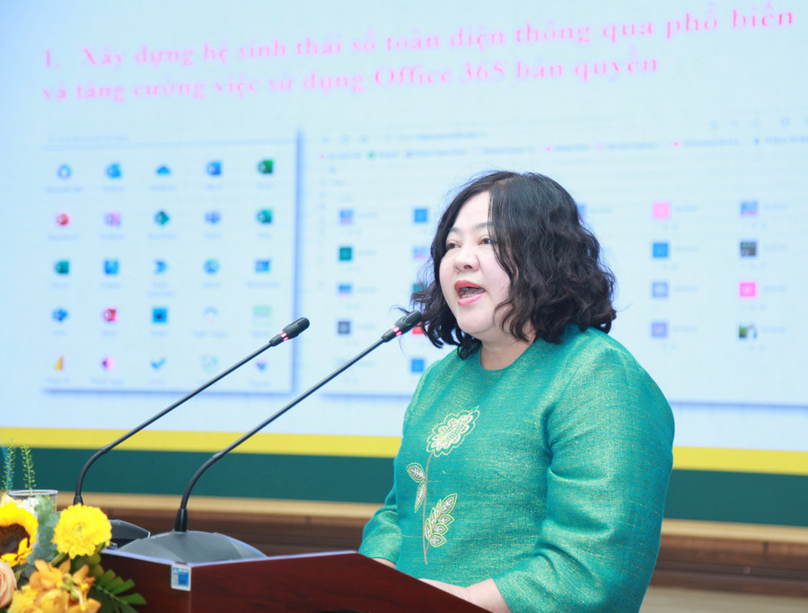 Đại diện các trường học Hà Nội trao đổi về chính sách giáo dục. img-0096.jpg