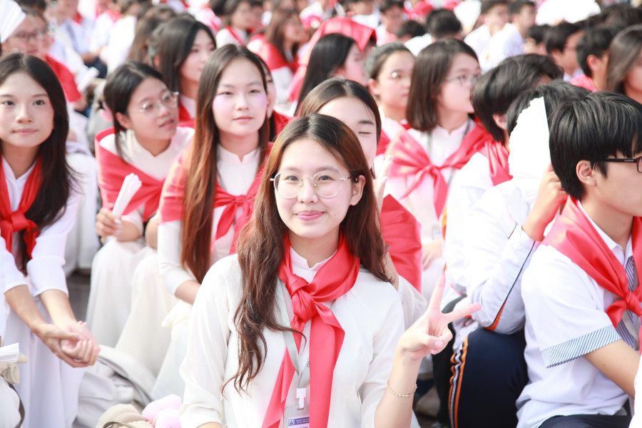 Amser tiếp lửa cho Bảo Khánh tại Chung kết Olympia 2025. img-0072.jpg