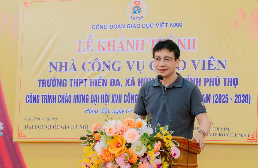 Ông Nguyễn Ngọc Ân - Chủ tịch Công đoàn Giáo dục Việt Nam phát biểu tại chương trình. die03411.jpg