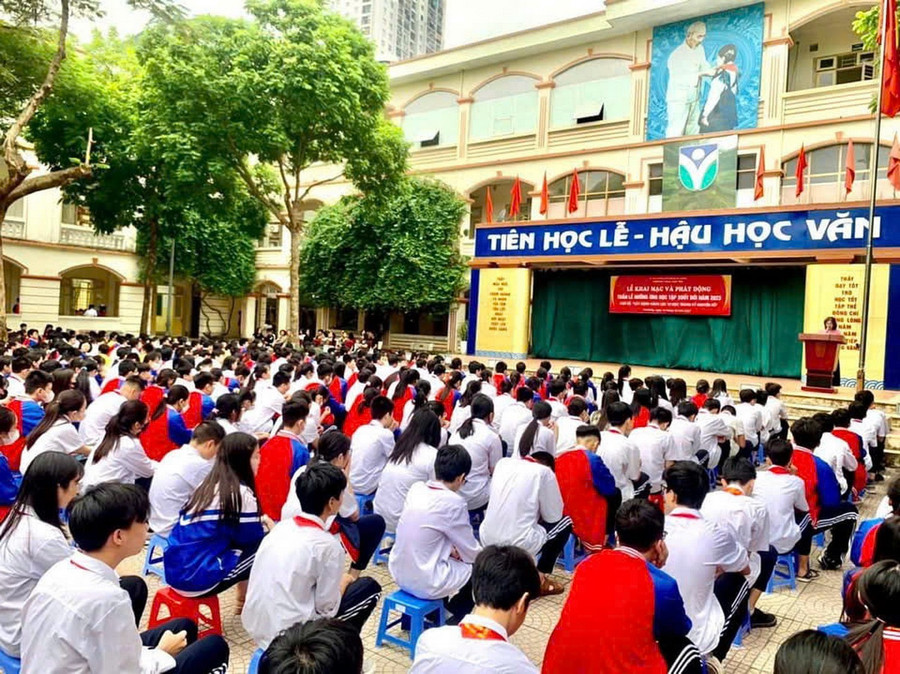 Học sinh Trường THCS Văn Yên (quận Hà Đông, Hà Nội)