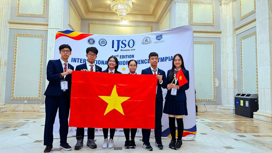 6 học sinh Việt Nam dự