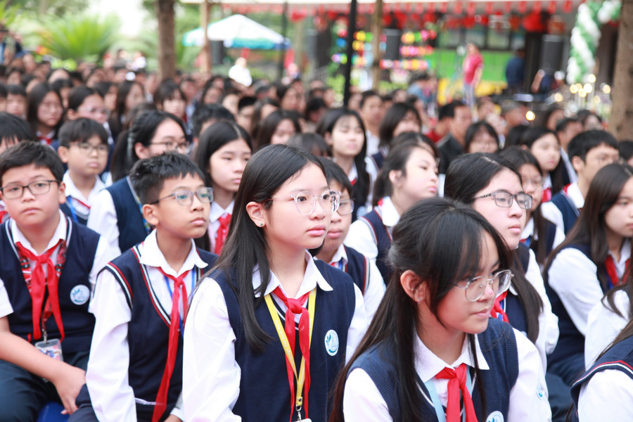 Học sinh Trường THCS Trần Duy Hưng (phường Yên Hòa) dự chương trình. img-0022.jpg