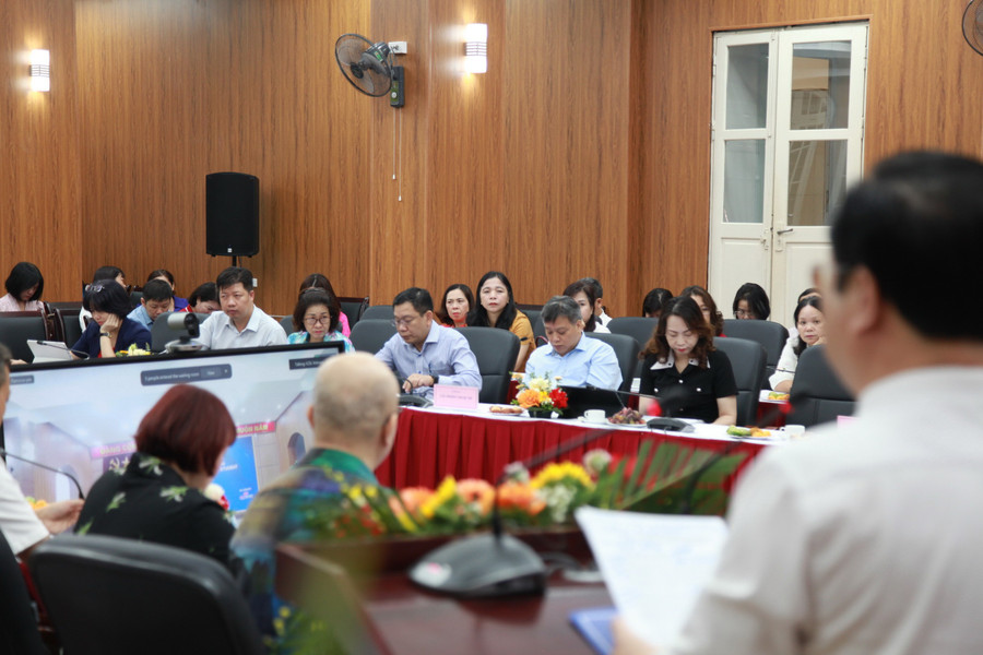 Các đại biểu dự hội thảo. img-0596.jpg