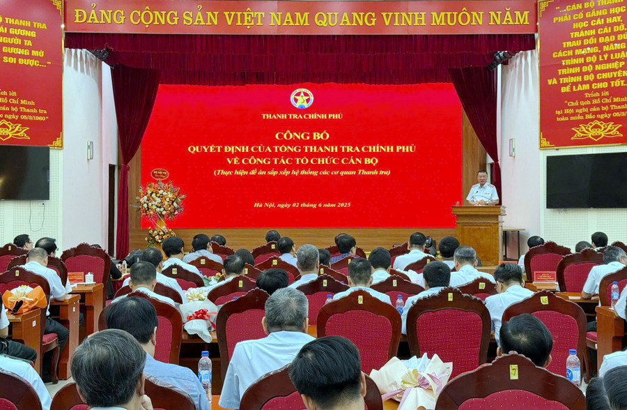 Quang cảnh hội nghị. z6662895634503-2ed8aa21c0b70edf41a3b24d7207bafc.jpg