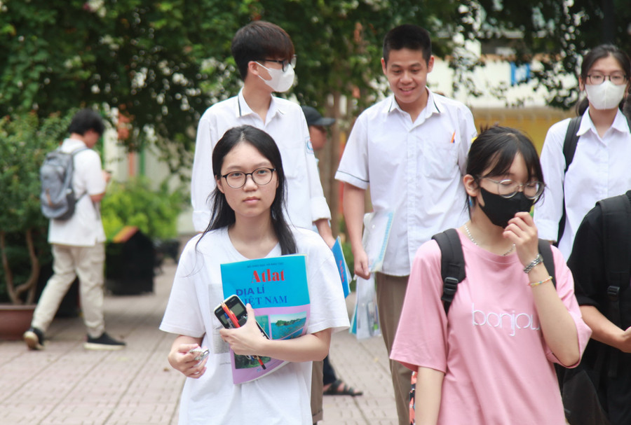 Từ năm 2025, thí sinh sẽ không được mang Atlat địa lý vào phòng thi. img-0158.jpg