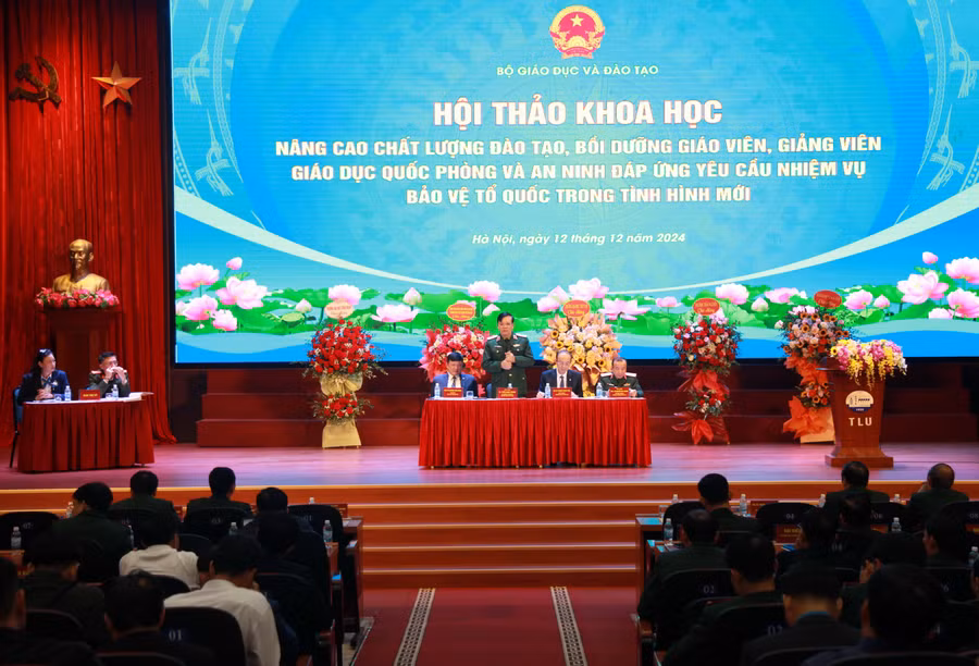 Các đại biểu dự hội thảo.