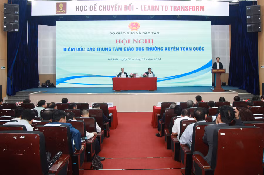 Quang cảnh hội nghị