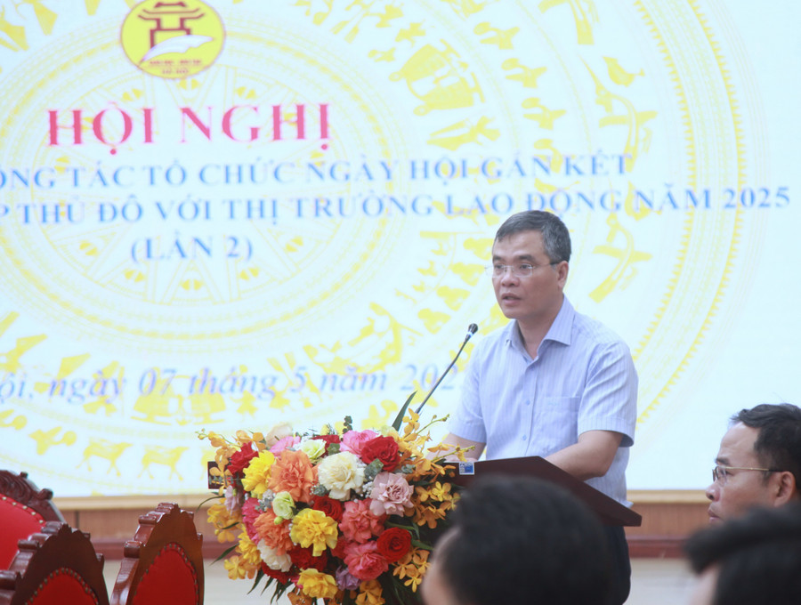 Ban tổ chức thông tin về những hoạt động của Ngày hội. img-0107.jpg