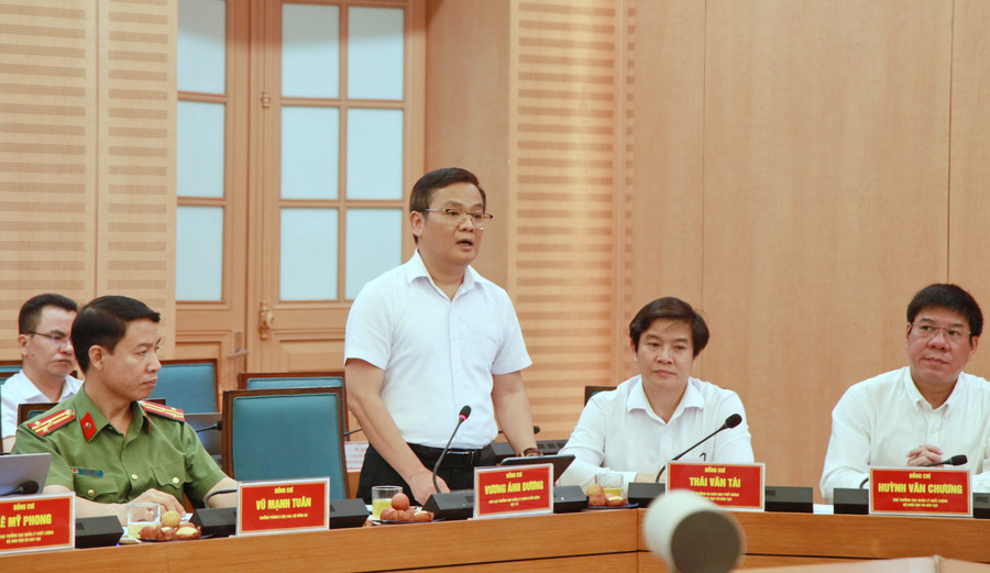 Đại diện Bộ Y tế phát biểu tại buổi làm việc. img-0641.jpg