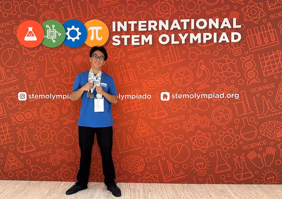 Mai Xuân Khôi giành 3 huy chương tại Olympic Stem quốc tế năm 2024