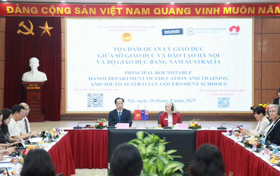 Hà Nội và Nam Australia chia sẻ kinh nghiệm chuyển đổi số trong giáo dục