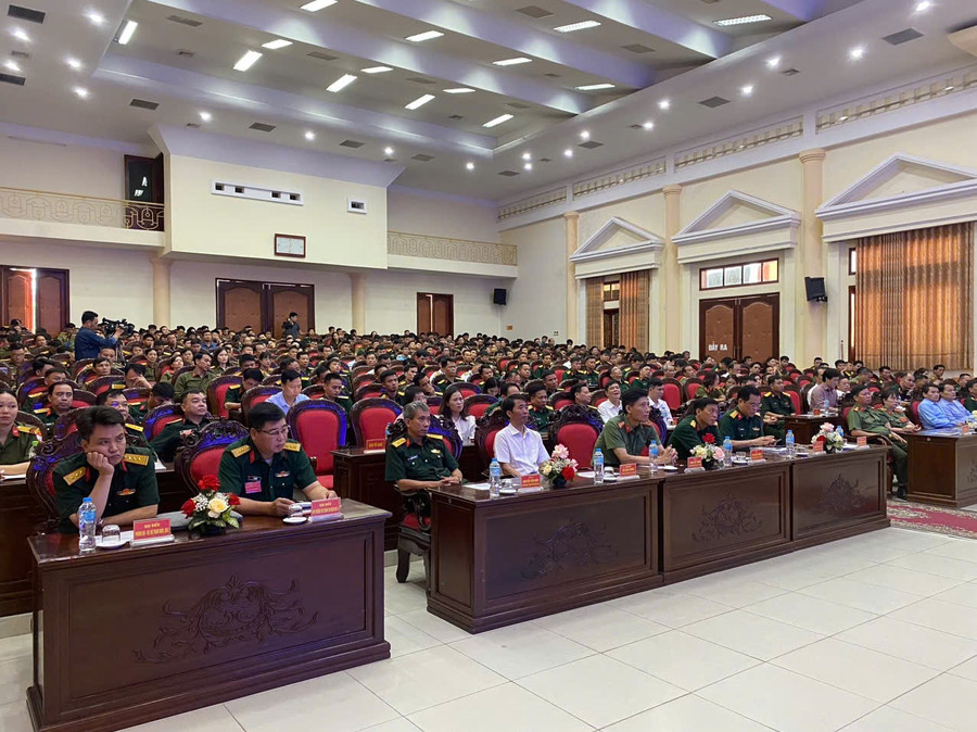 Các đại biểu tham dự lớp tập huấn. dai-bieu.jpg