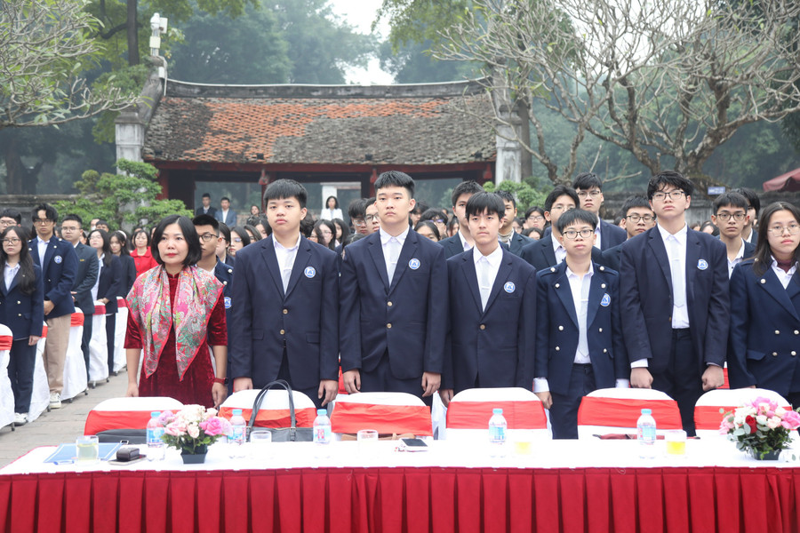 У національному конкурсі відмінників навчання за 2025-2026 навчальний рік у Ханої взяли участь 247 учнів з 13 предметів. a55a0106.jpg