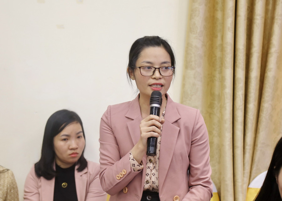 Ms. Hoang Thi Ha - a teacher at Lien Co Kindergarten, Thai Nguyen province. a55a0699.jpg