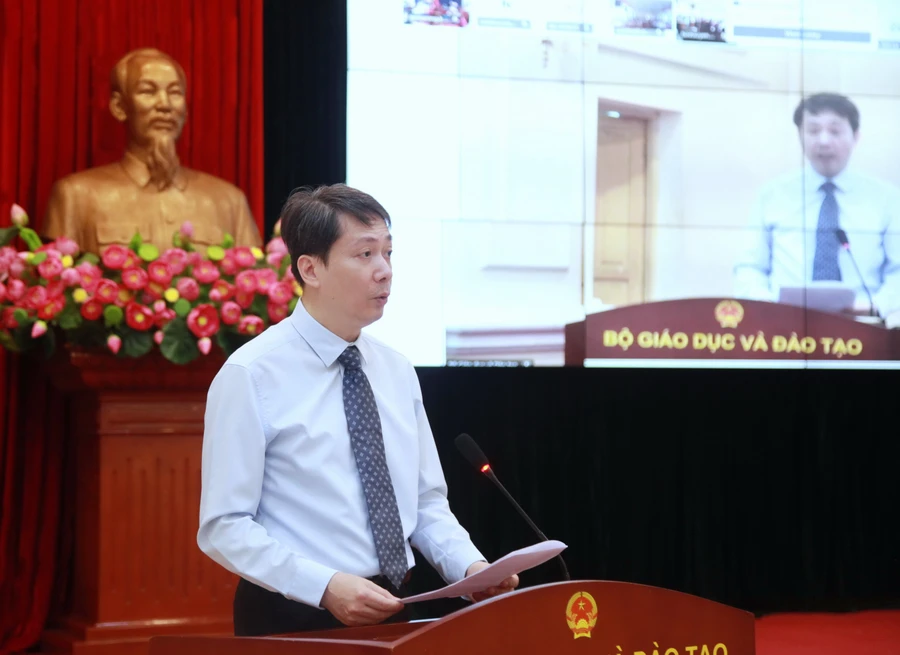 Ông Phạm Quang Hưng phát biểu khai mạc.