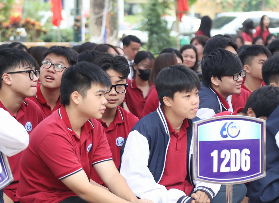 Học sinh Trường THPT Xuân Đỉnh dự lễ phát động. img-0049.jpg