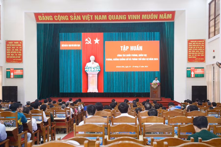 Quang cảnh lớp tập huấn.