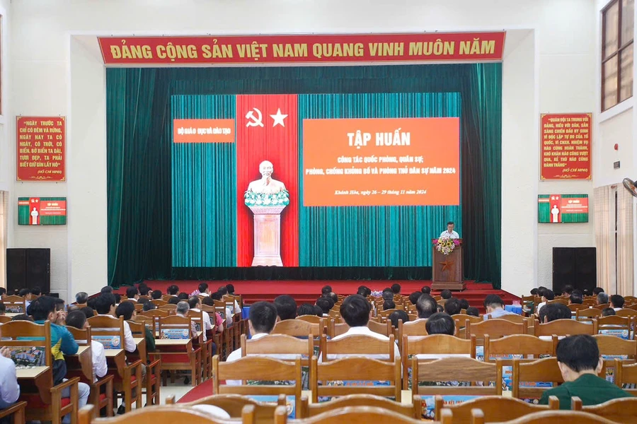 Quang cảnh lớp tập huấn.