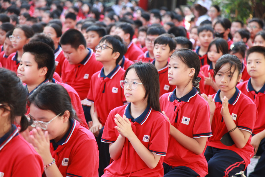 Học sinh Trường THCS Hoàng Liệt dự lễ phát động. img-0080.jpg