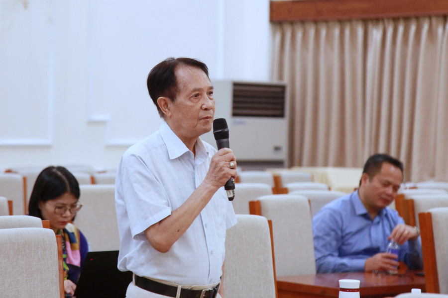TSKH. Phạm Đỗ Nhật Tiến - nguyên Trợ lý Bộ trưởng Bộ GD&ĐT nêu đề xuất. img-0499-9927.jpg