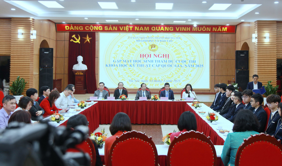 Quang cảnh buổi gặp mặt. img-0015.jpg