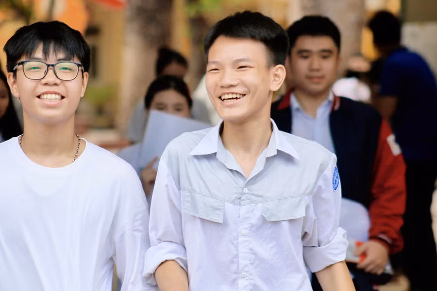 Thí sinh dự thi vào lớp 10 tại Hà Nội.