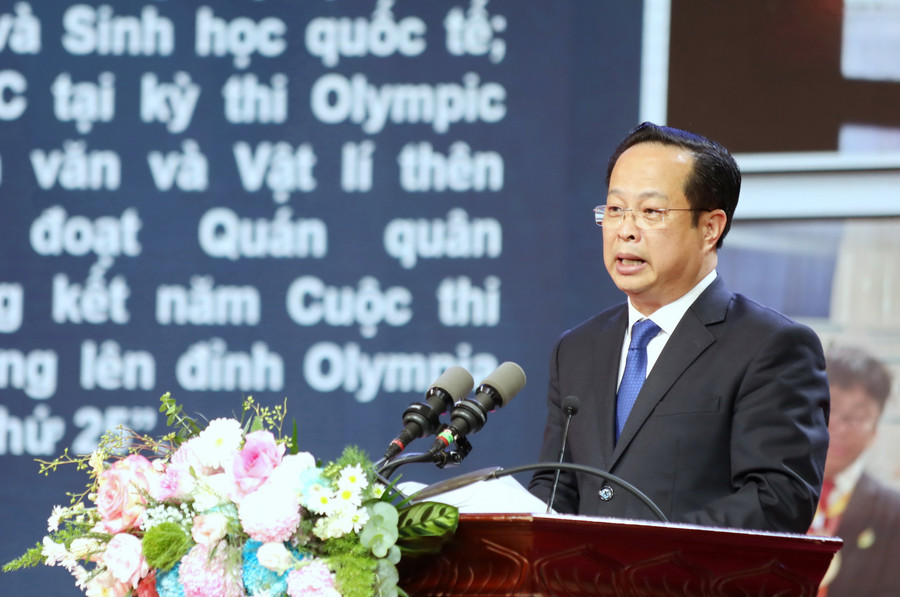 Ông Trần Thế Cương.