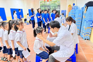 Củng cố 'lá chắn' sức khỏe cho học sinh trước thềm khai giảng