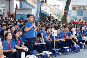 Truyền cảm hứng về khát vọng sống đẹp và sự kiên trì cho học sinh