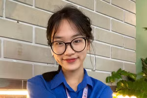Nữ sinh Nguyễn Trà My có đam mê đặc biệt với Hóa học. Ảnh: NVCC.