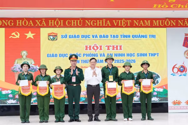 Hội thi thu hút 63 trường phổ thông với 548 học sinh tham gia.