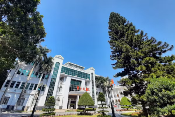 Trường Đại học Hà Nội tuyển giảng viên cho các khoa và bộ môn.