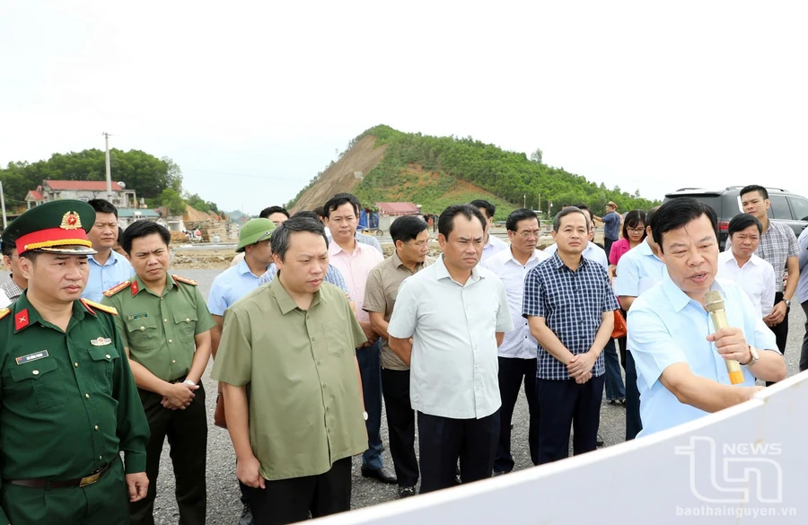 Lãnh đạo tỉnh Thái Nguyên kiểm tra tiến độ thi công một số dự án đầu tư trọng điểm.