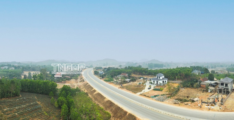 Tuyến đường liên kết, kết nối các tỉnh Thái Nguyên, Bắc Ninh và Phú Thọ giúp kết nối giao thông liên vùng. img-0778.jpg