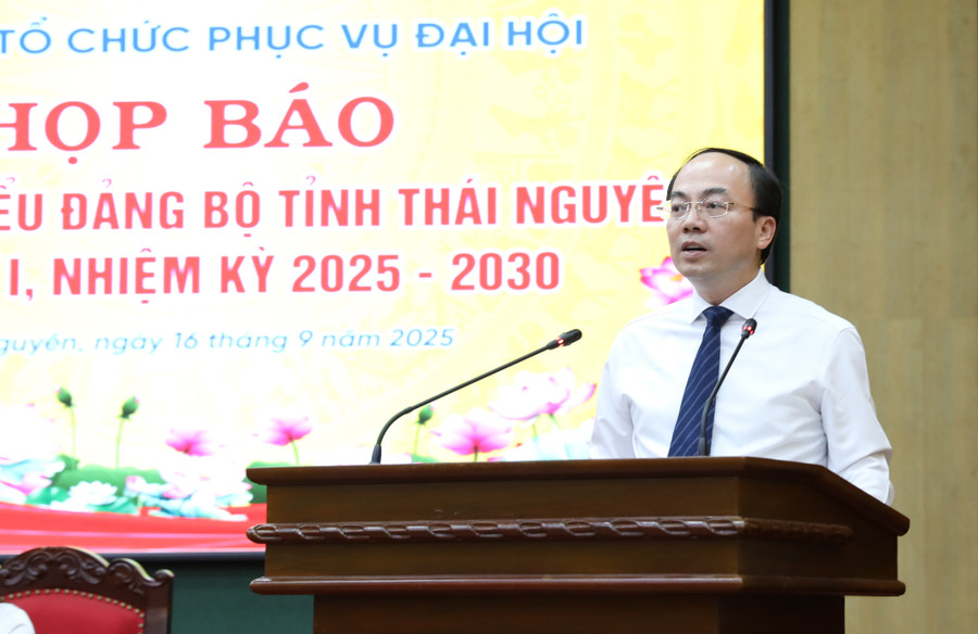 Ông Nguyễn Đăng Bình, Phó Bí thư Thường trực Tỉnh uỷ, Trưởng Tiểu ban Tổ chức, phục vụ Đại hội đại biểu Đảng bộ tỉnh Thái Nguyên. hop-bao-1.jpg