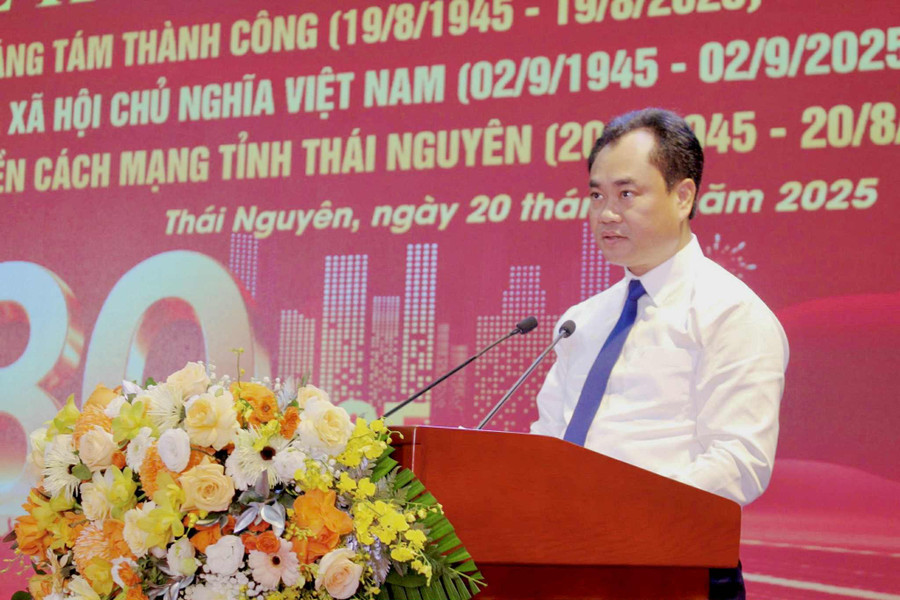Bí thư Tỉnh uỷ Thái Nguyên Trịnh Việt Hùng. bt-1.jpg