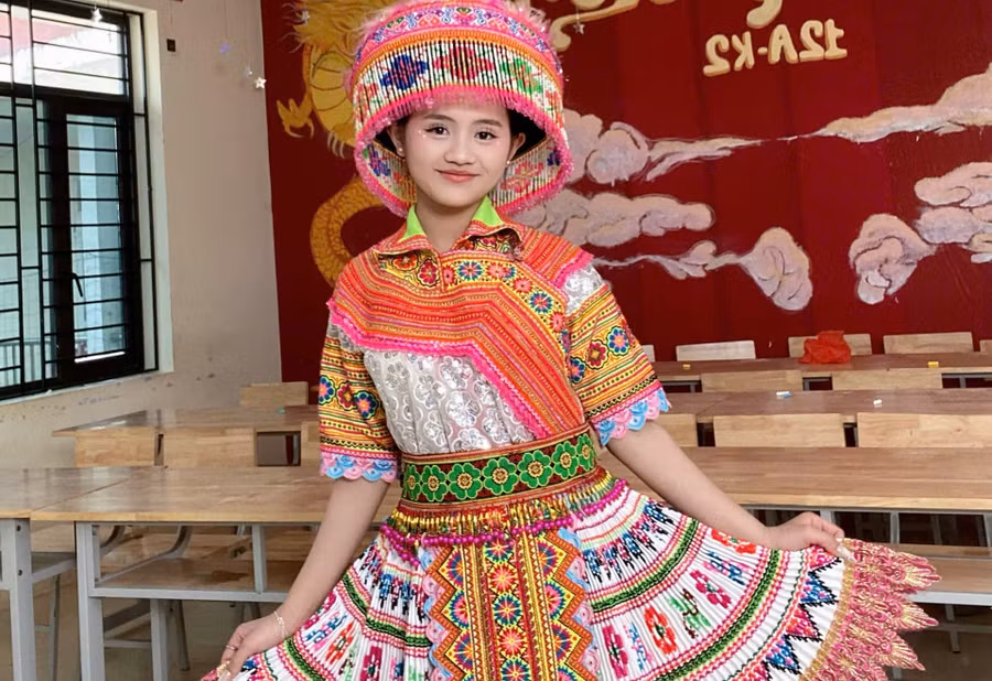 Sinh viên Giàng Hồng Chuyên nỗ lực trở thành thủ khoa Phân hiệu Đại học Thái Nguyên tại tỉnh Hà Giang.