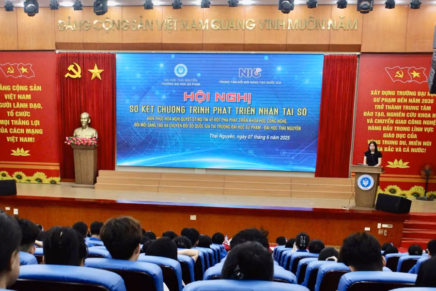 Quang cảnh hội nghị.