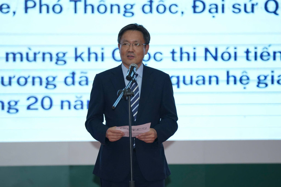 Ông Kang Seok Hee - Đại sứ, Phó Tỉnh trưởng phụ trách quan hệ quốc tế tỉnh Gyeongsangbuk-do. dai-dien-han-quoc.jpg