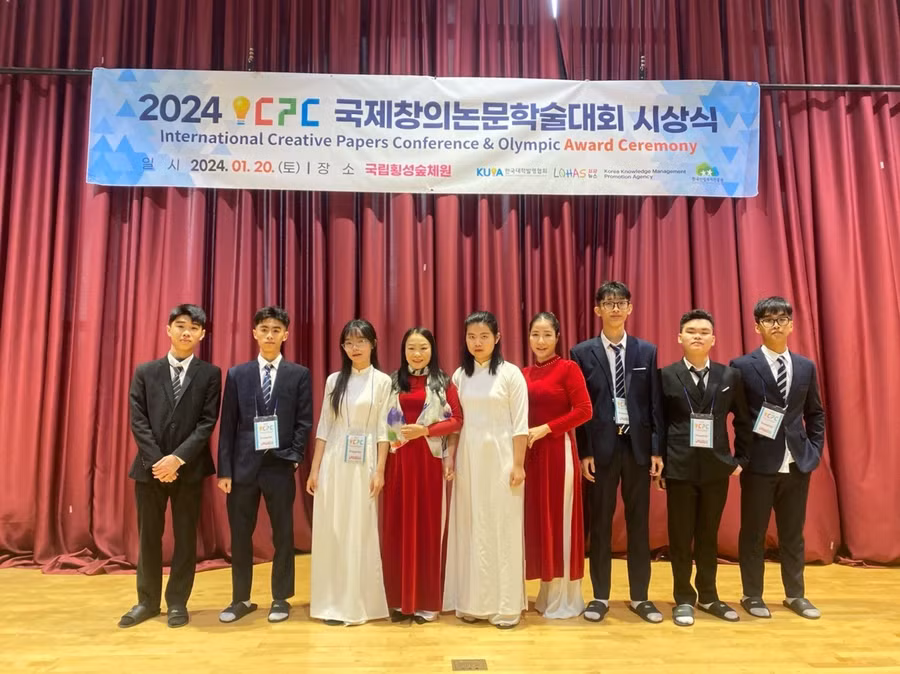 Tiên phong đổi mới khẳng định từ chất lượng giáo dục mũi nhọn.