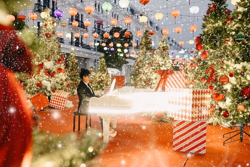 Danko City rực rỡ chào đón mùa Giáng sinh ấm áp.