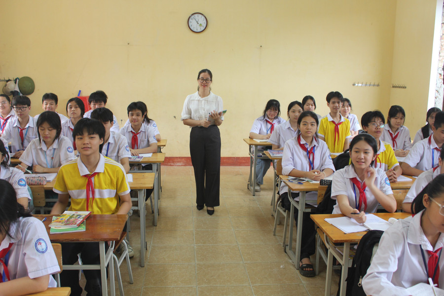 Cô và trò trường THCS Chùa Hang II nỗ lực đạt thành tích cao trong Kỳ thi tuyển sinh vào lớp 10. img-1548.jpg