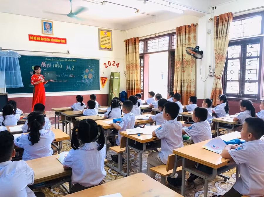 Học sinh miền núi nghỉ học để phòng tránh bão số 3.