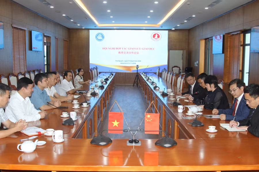 Hai đơn vị trao đổi thông tin.jpg