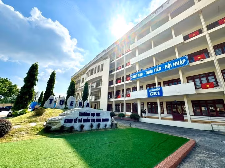 TUEBA đã và đang từng bước khẳng định vai trò là một trong những cơ sở đào tạo uy tín trong lĩnh vực kinh tế, kinh doanh và quản lý