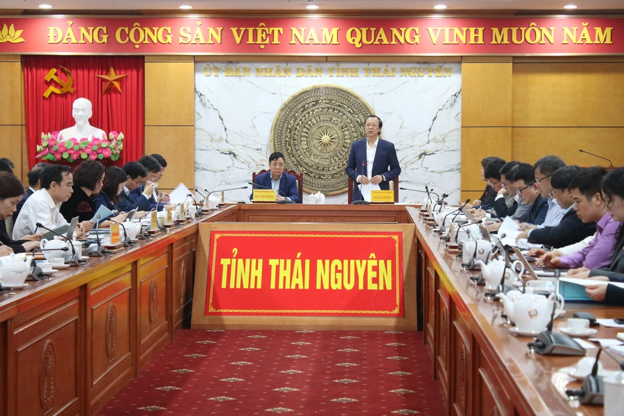 Tiếp tục ứng dụng trí tuệ nhân tạo trong dạy và học Ngoại ngữ.