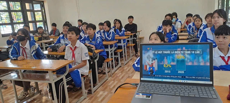 Công tác tuyên truyền được thực hiện đa dạng dưới nhiều hình thức. khong-khoi-thuoc-2.jpg