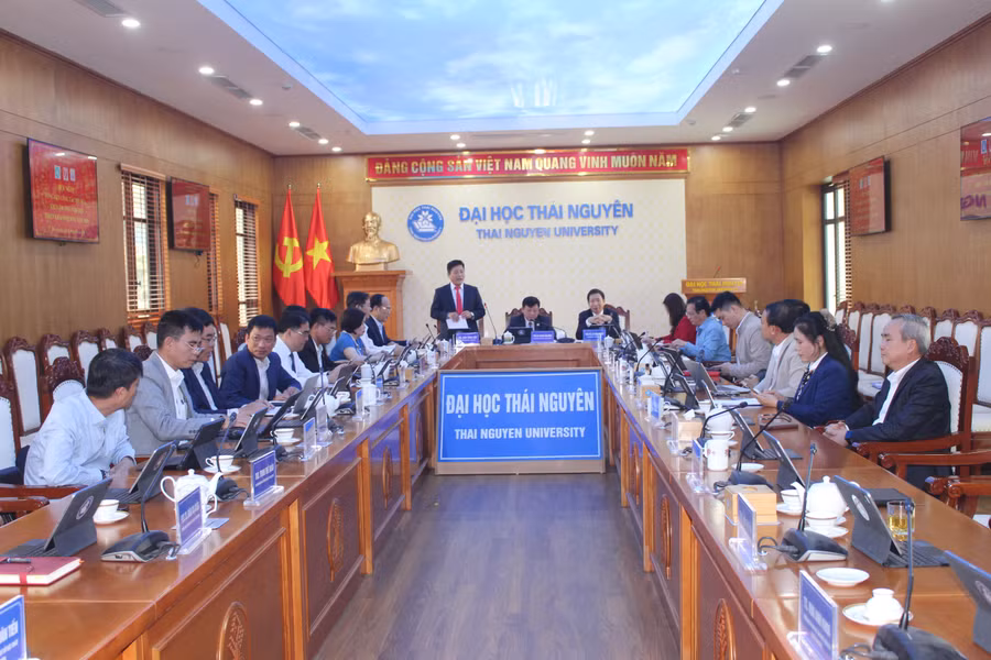 Toàn cảnh Hội nghị.