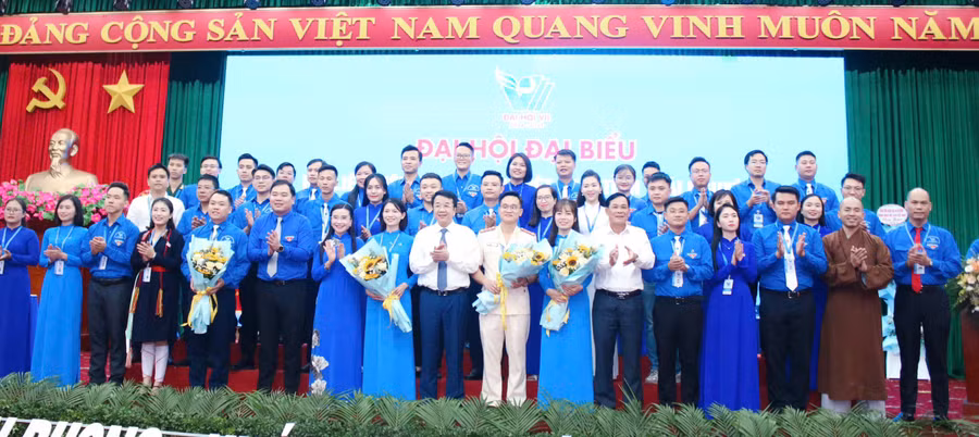 Chị Phạm Thị Thu Hiền tái cử làm Chủ tịch Hội LHTN Việt Nam tỉnh Thái Nguyên.