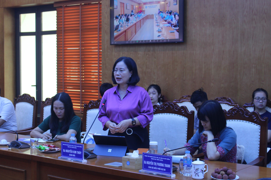 Bà Nguyễn Kim Thuý - Giám đốc Trung tâm Nghiên cứu và Ứng dụng Khoa học về giới, gia đình, phụ nữ và vị thành niên. img-5873.jpg